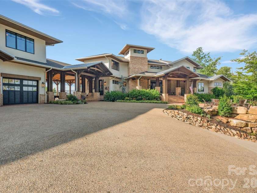 26 Bonnies Cove Trail, Mills River, NC 28759.  MLS# CAR4251070, YatesRealty ID 13147. 