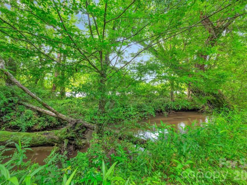 26 Bonnies Cove Trail, Mills River, NC 28759.  MLS# CAR4251070, YatesRealty ID 13147. 