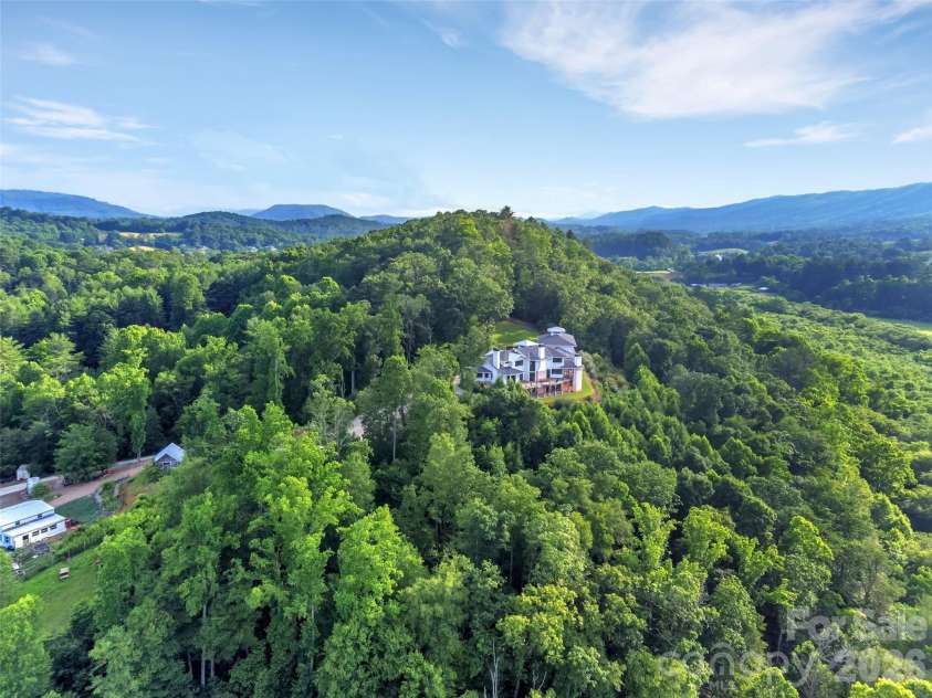 26 Bonnies Cove Trail, Mills River, NC 28759.  MLS# CAR4251070, YatesRealty ID 13147. 