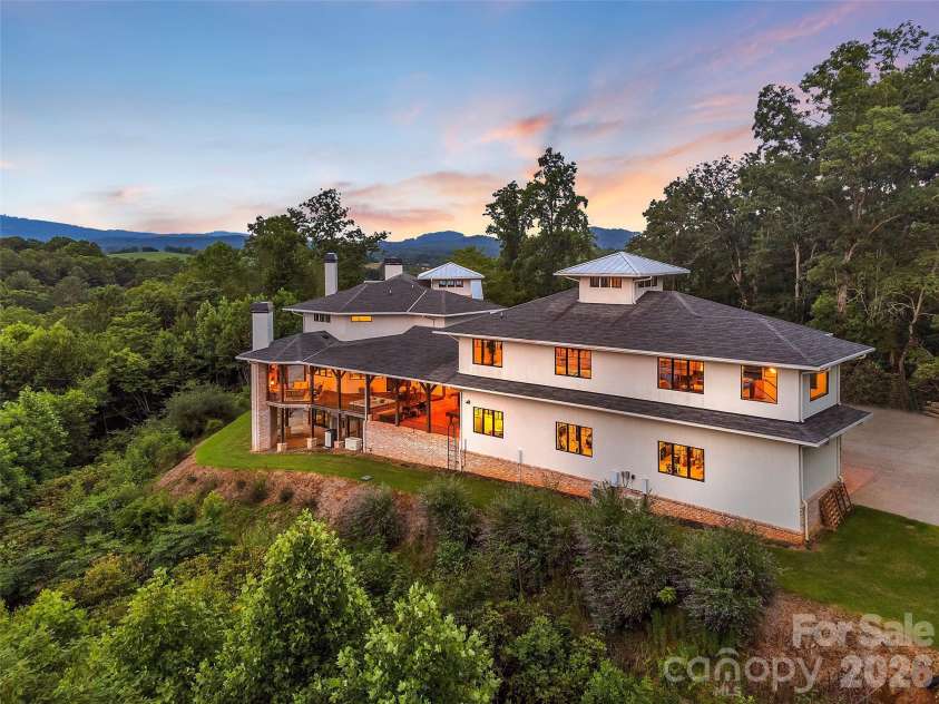 26 Bonnies Cove Trail, Mills River, NC 28759.  MLS# CAR4251070, YatesRealty ID 13147. 