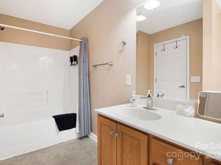 39 Susannah Court, Lake Junaluska, NC 28745.  MLS# CAR4228555, YatesRealty ID 13147. 