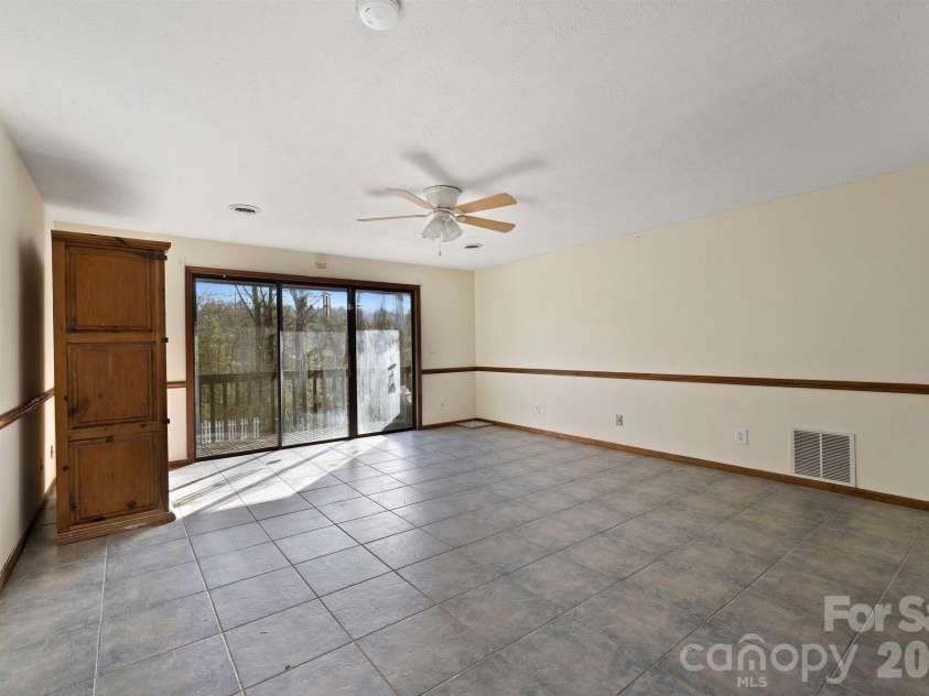 40 Country Bear Lane, Flat Rock, NC 28731.  MLS# CAR4332498, YatesRealty ID 13148. Unit 1 - Bonus/flex space