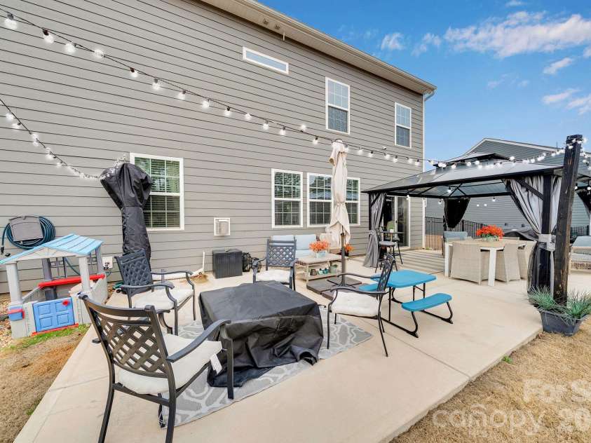 224 Hamptons Cove Road, Troutman, NC 28166.  MLS# CAR4360997, YatesRealty ID 13149. 