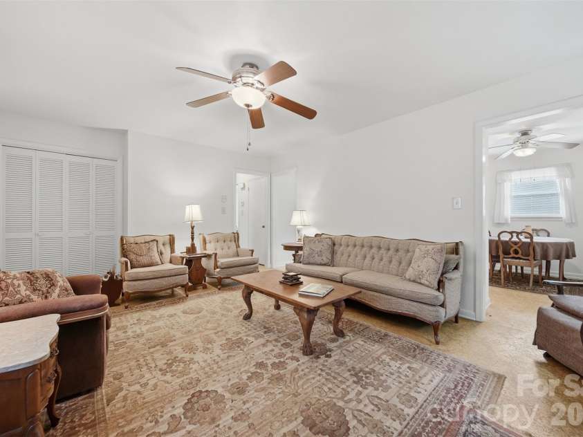 3335, 3319 NC 10 Highway, Claremont, NC 28610.  MLS# CAR4351604, YatesRealty ID 13150. 