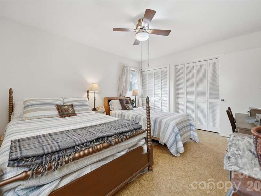 3335, 3319 NC 10 Highway, Claremont, NC 28610.  MLS# CAR4351604, YatesRealty ID 13150. 