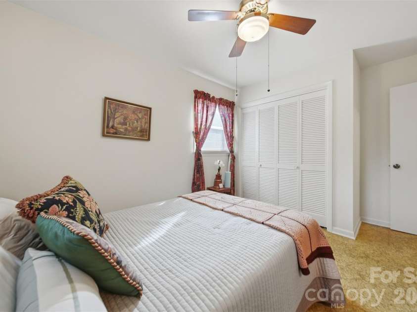 3335, 3319 NC 10 Highway, Claremont, NC 28610.  MLS# CAR4351604, YatesRealty ID 13150. 