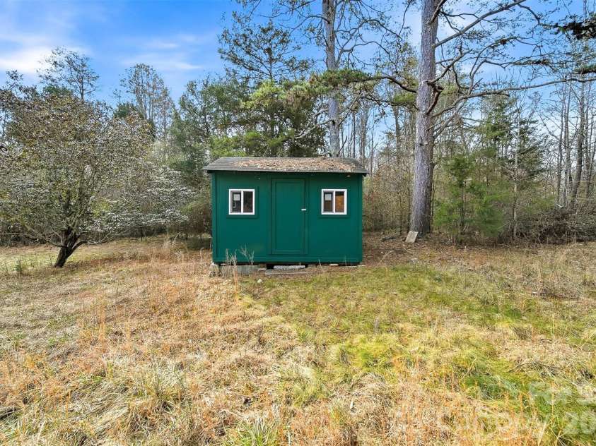 3335, 3319 NC 10 Highway, Claremont, NC 28610.  MLS# CAR4351604, YatesRealty ID 13150. 