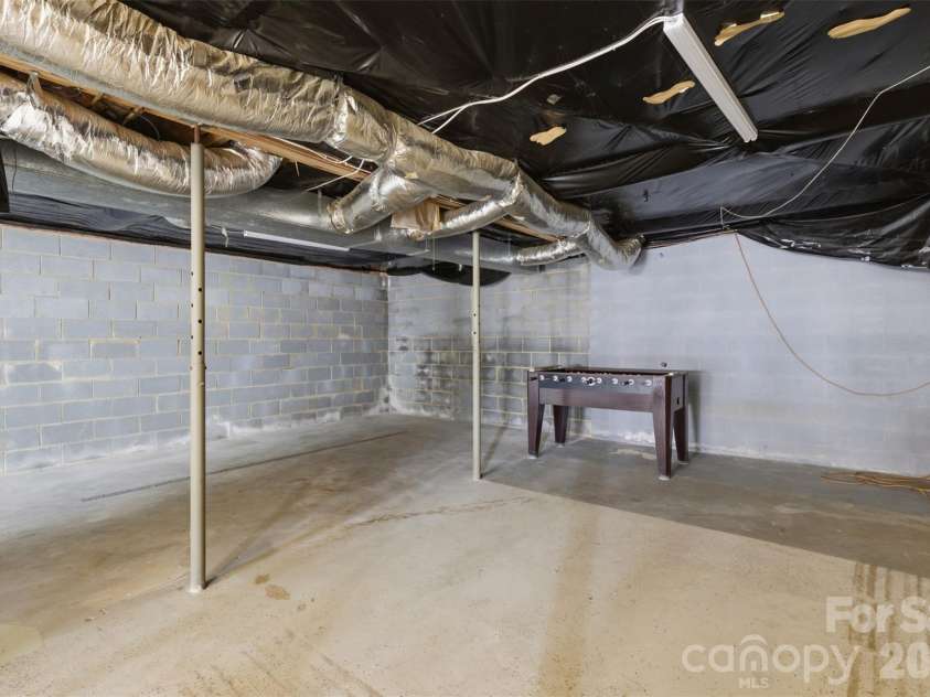 2545 Wood Valley Road, Winston Salem, NC 27106.  MLS# CAR4370249, YatesRealty ID 13152. 