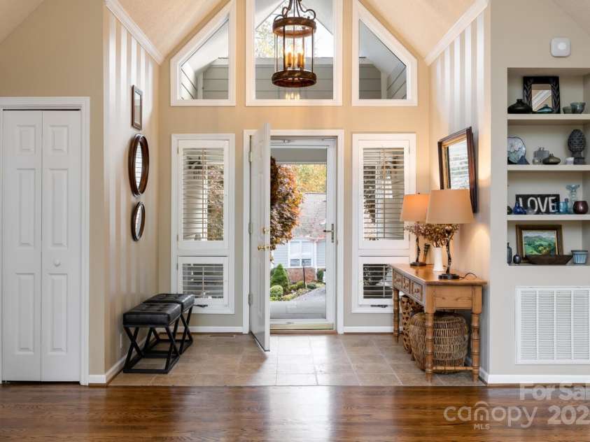 501 Candlewood Lane, Flat Rock, NC 28731.  MLS# CAR4256555, YatesRealty ID 13153. 