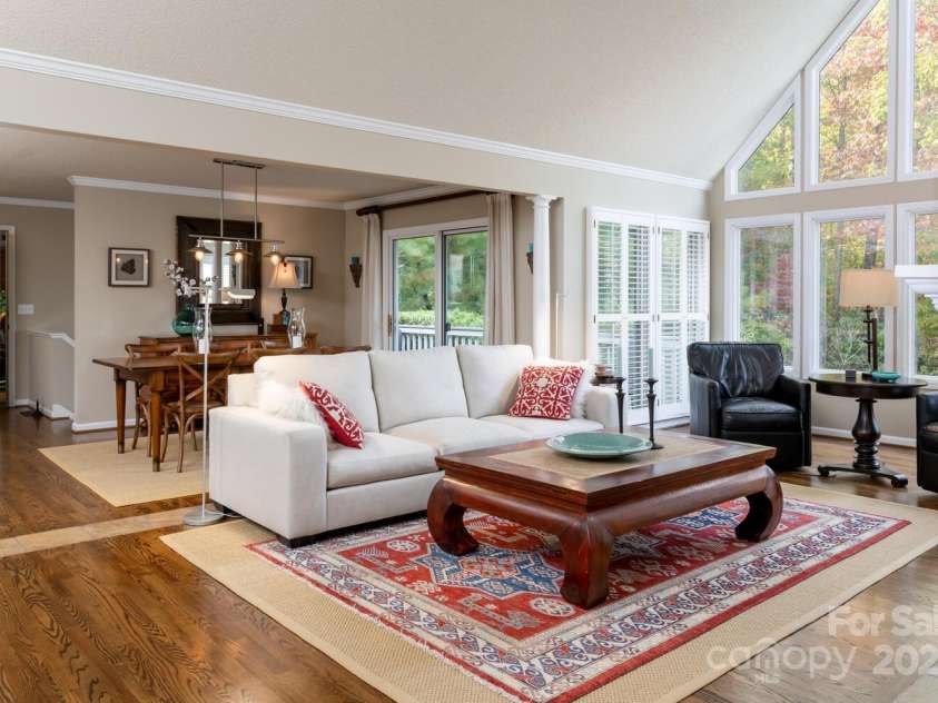 501 Candlewood Lane, Flat Rock, NC 28731.  MLS# CAR4256555, YatesRealty ID 13153. 