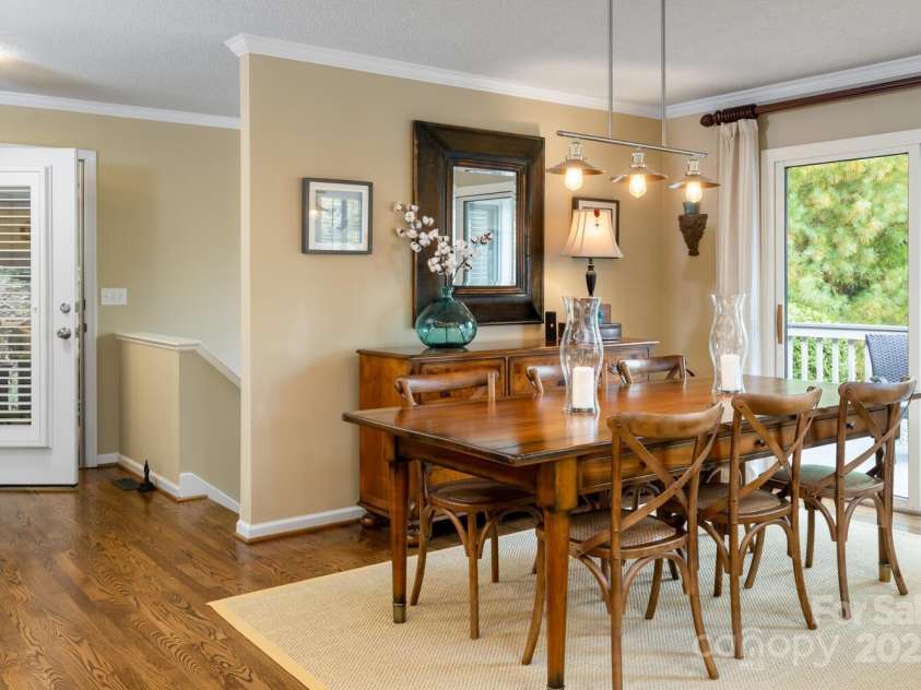 501 Candlewood Lane, Flat Rock, NC 28731.  MLS# CAR4256555, YatesRealty ID 13153. 
