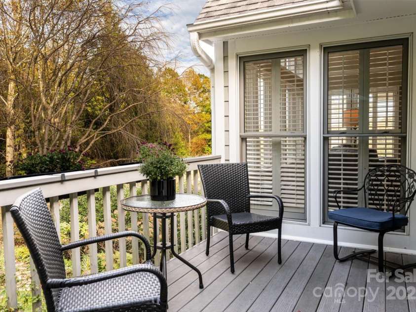 501 Candlewood Lane, Flat Rock, NC 28731.  MLS# CAR4256555, YatesRealty ID 13153. 