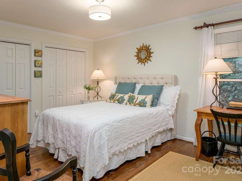 501 Candlewood Lane, Flat Rock, NC 28731.  MLS# CAR4256555, YatesRealty ID 13153. 