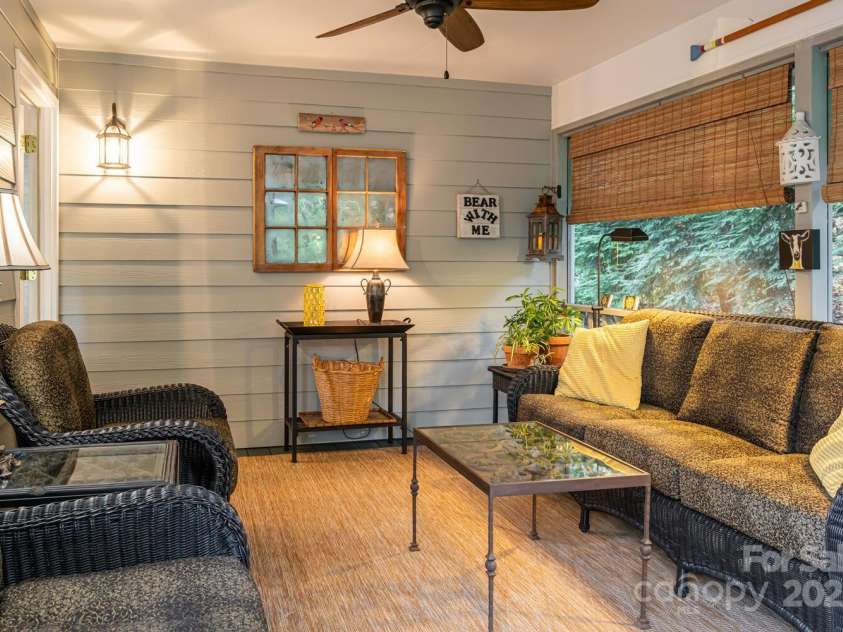 501 Candlewood Lane, Flat Rock, NC 28731.  MLS# CAR4256555, YatesRealty ID 13153. 