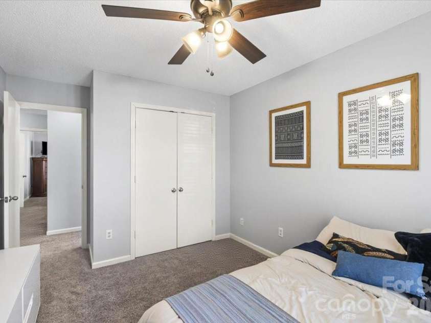 8636 Warwick Crest Lane, Charlotte, NC 28215.  MLS# CAR4357082, YatesRealty ID 13153. Third Bedroom