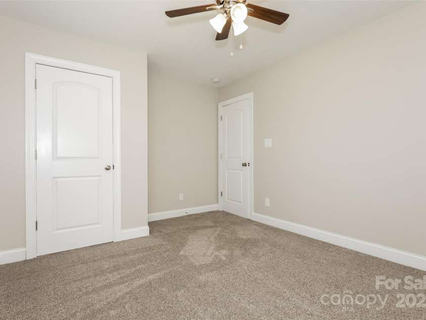 507 Cloninger Street, Dallas, NC 28034.  MLS# CAR4258370, YatesRealty ID 13154. 