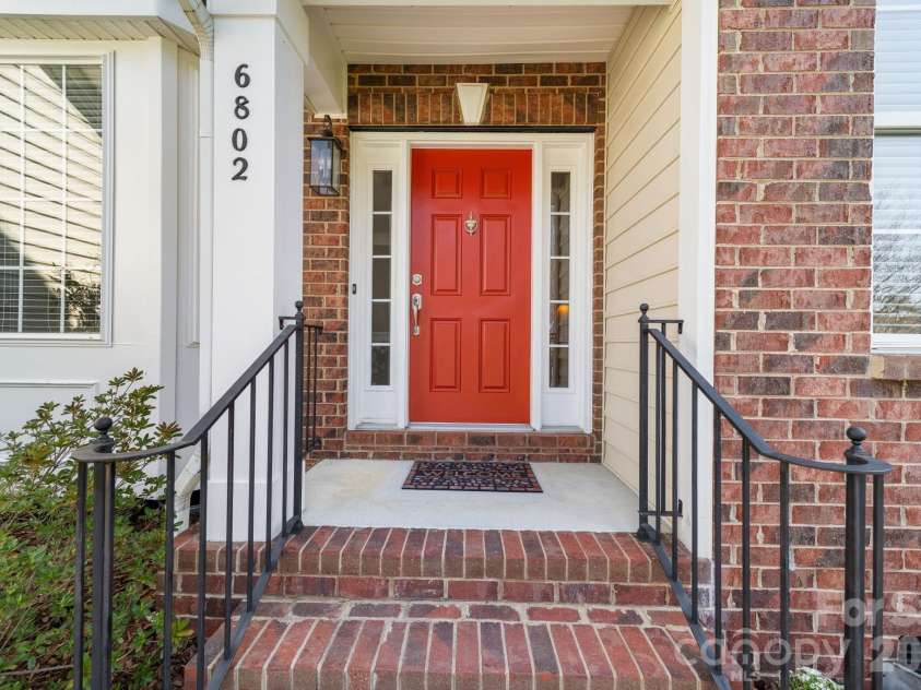 6802 Olde Sycamore Drive, Mint Hill, NC 28227.  MLS# CAR4361144, YatesRealty ID 13155. 