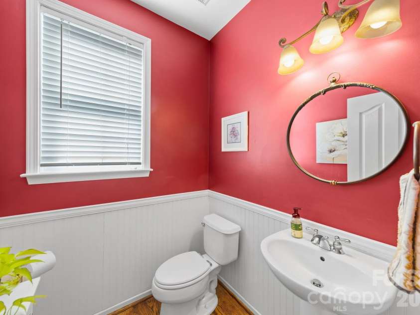 6802 Olde Sycamore Drive, Mint Hill, NC 28227.  MLS# CAR4361144, YatesRealty ID 13155. 