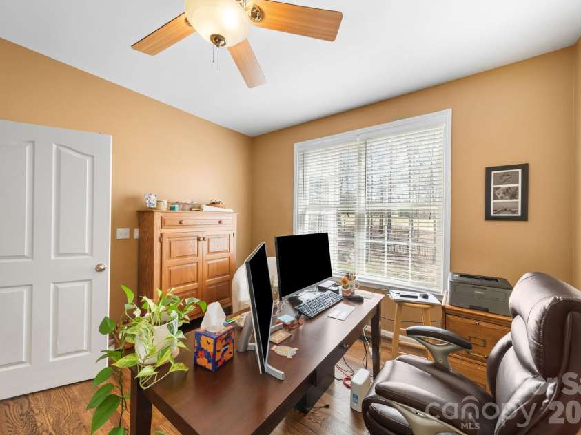 6802 Olde Sycamore Drive, Mint Hill, NC 28227.  MLS# CAR4361144, YatesRealty ID 13155. 