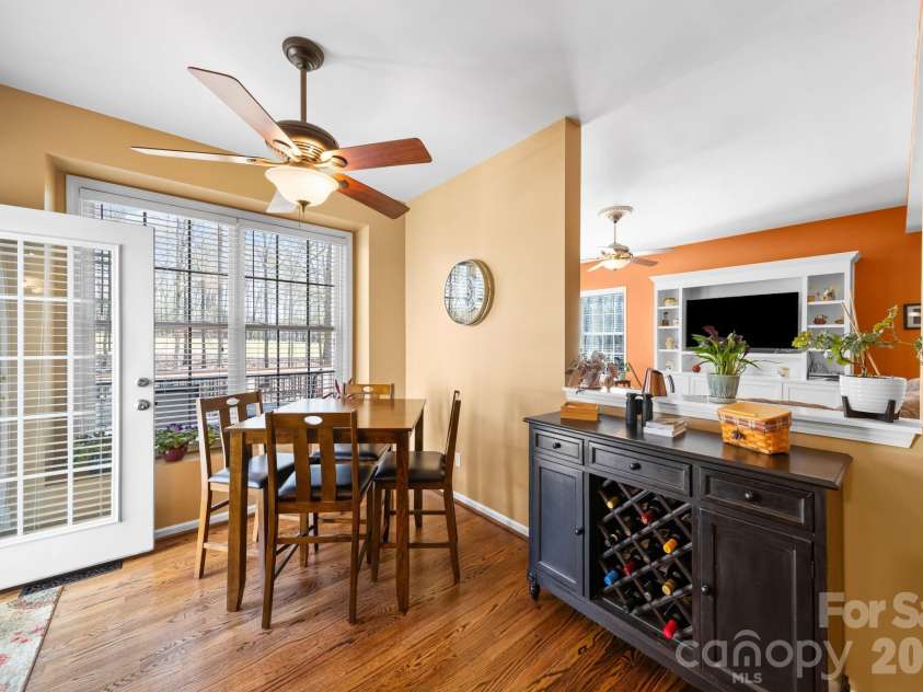 6802 Olde Sycamore Drive, Mint Hill, NC 28227.  MLS# CAR4361144, YatesRealty ID 13155. 
