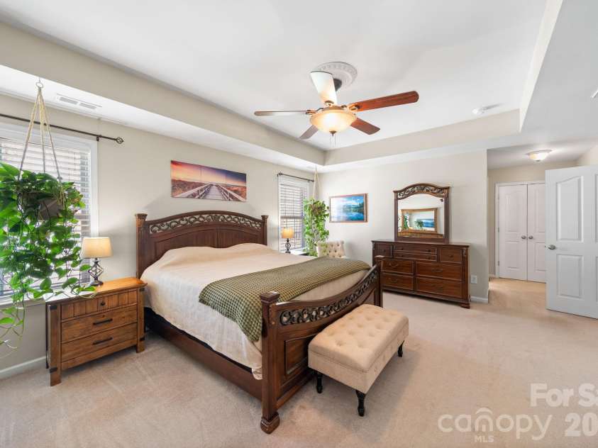 6802 Olde Sycamore Drive, Mint Hill, NC 28227.  MLS# CAR4361144, YatesRealty ID 13155. 