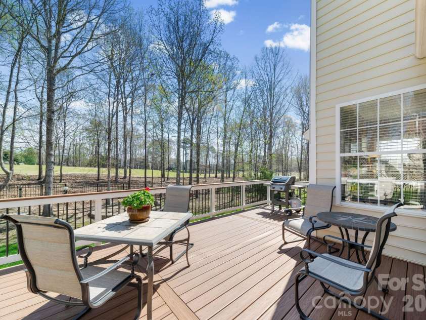 6802 Olde Sycamore Drive, Mint Hill, NC 28227.  MLS# CAR4361144, YatesRealty ID 13155. 