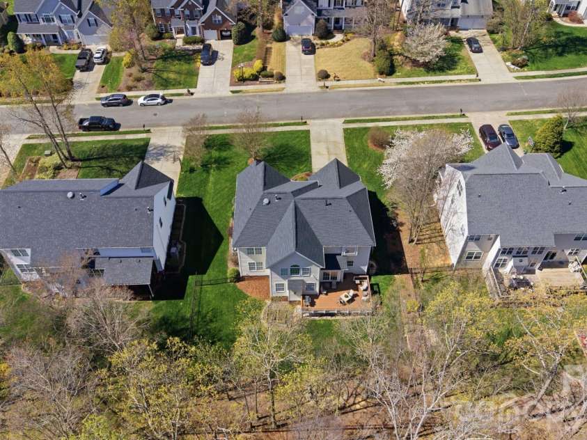 6802 Olde Sycamore Drive, Mint Hill, NC 28227.  MLS# CAR4361144, YatesRealty ID 13155. 