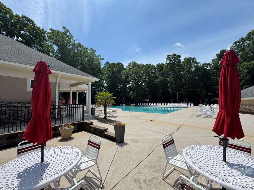 6802 Olde Sycamore Drive, Mint Hill, NC 28227.  MLS# CAR4361144, YatesRealty ID 13155. 