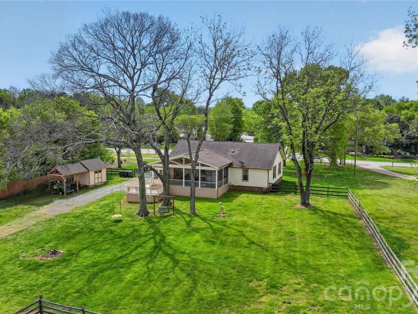 13131 Mccord Road, Huntersville, NC 28078.  MLS# CAR4360377, YatesRealty ID 13156. 
