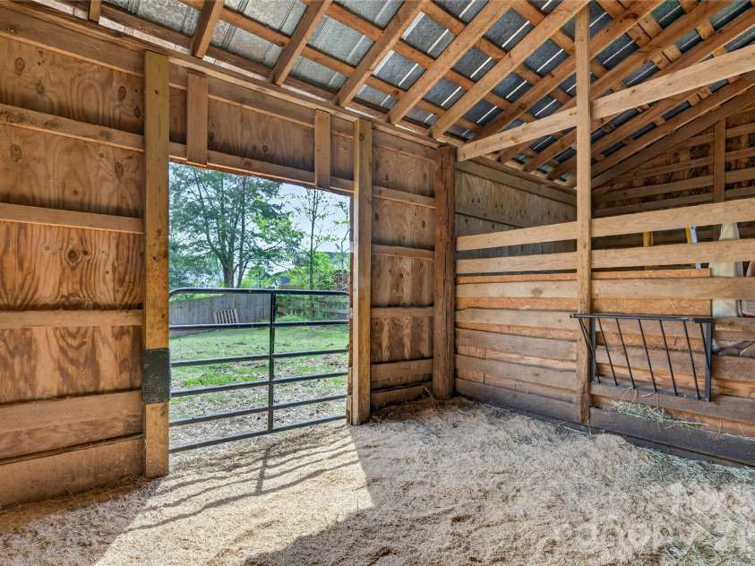 13131 Mccord Road, Huntersville, NC 28078.  MLS# CAR4360377, YatesRealty ID 13156. 