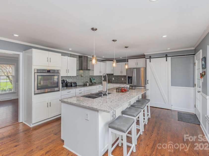 748 Saint Cloud Drive, Statesville, NC 28625.  MLS# CAR4228482, YatesRealty ID 13156. 
