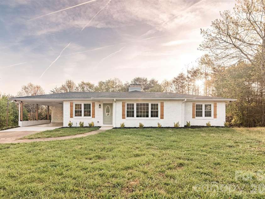 281 Jack Mckinney Road, Forest City, NC 28043.  MLS# CAR4364985, YatesRealty ID 13158. 