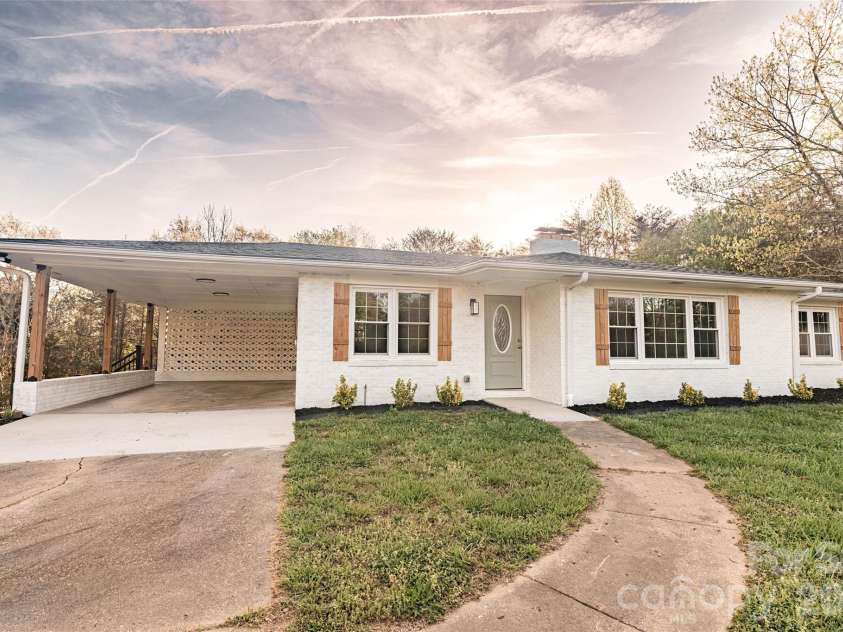 281 Jack Mckinney Road, Forest City, NC 28043.  MLS# CAR4364985, YatesRealty ID 13158. 