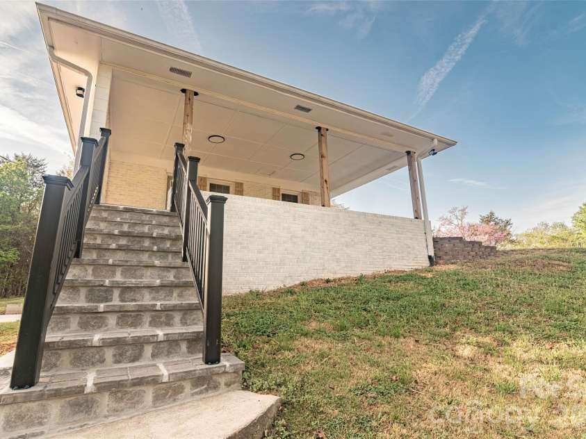 281 Jack Mckinney Road, Forest City, NC 28043.  MLS# CAR4364985, YatesRealty ID 13158. 