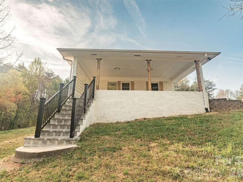 281 Jack Mckinney Road, Forest City, NC 28043.  MLS# CAR4364985, YatesRealty ID 13158. 