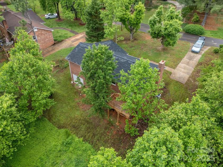131 Little Forest Lane, Statesville, NC 28625.  MLS# CAR4252416, YatesRealty ID 13159. Overhead View