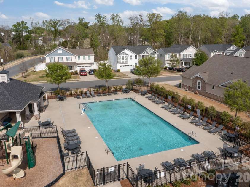 7902 Meridale Forest Drive, Charlotte, NC 28269.  MLS# CAR4363359, YatesRealty ID 13159. 