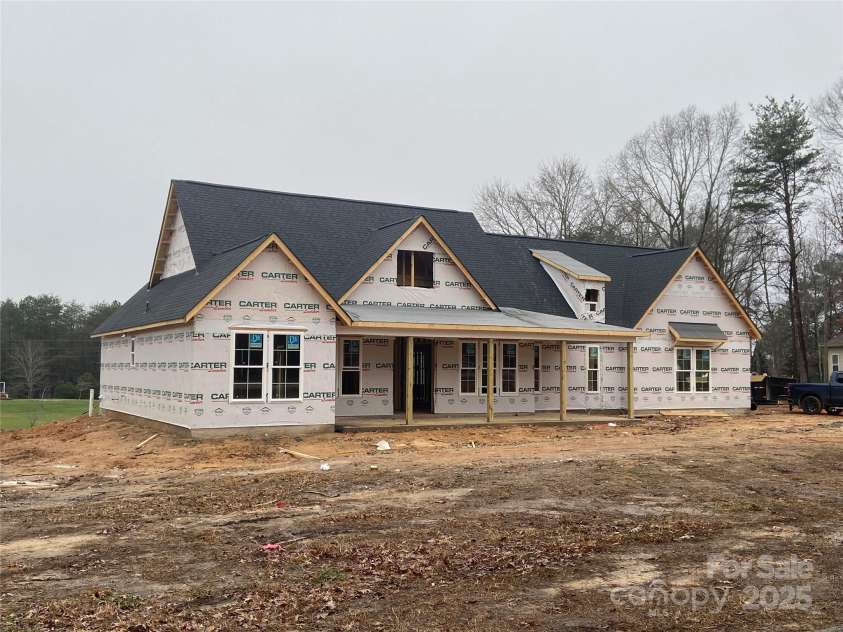 123 Buffalo Creek Drive, Statesville, NC 28677.  MLS# CAR4316853, YatesRealty ID 1316. Update as of Dec 1st.  On schedule for 3/31 completion