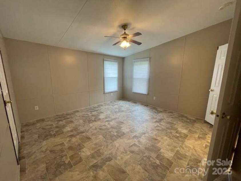 1676 Old North Road, Lenoir, NC 28645.  MLS# CAR4259664, YatesRealty ID 13161. 