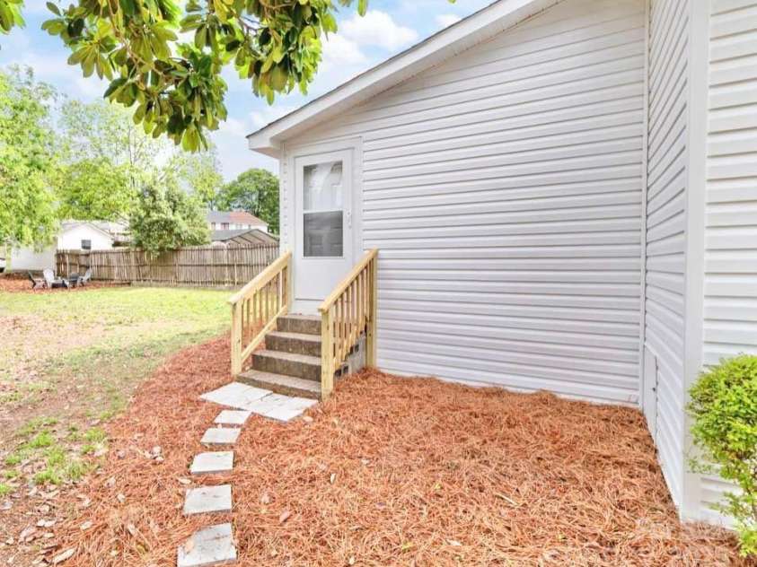 38 Kirk Place, Badin, NC 28009.  MLS# CAR4250816, YatesRealty ID 13162. 