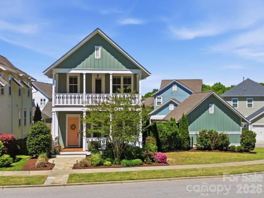 724 Bluff Loop Road, Rock Hill, SC 29730.  MLS# CAR4368937, YatesRealty ID 13163. NEW exterior paint in March 2026.