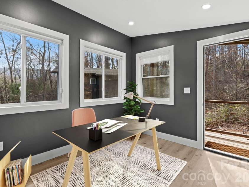 24 Lower Grassy Branch Road, Asheville, NC 28805.  MLS# CAR4325507, YatesRealty ID 13164. Virtually Staged 