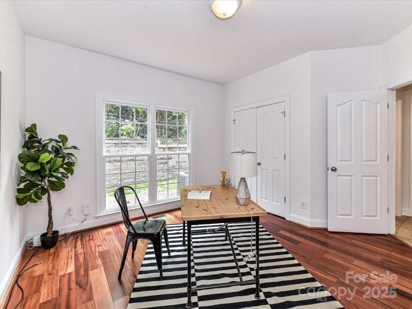 8921 Magnolia Heights Court, Charlotte, NC 28270.  MLS# CAR4248503, YatesRealty ID 13164. 