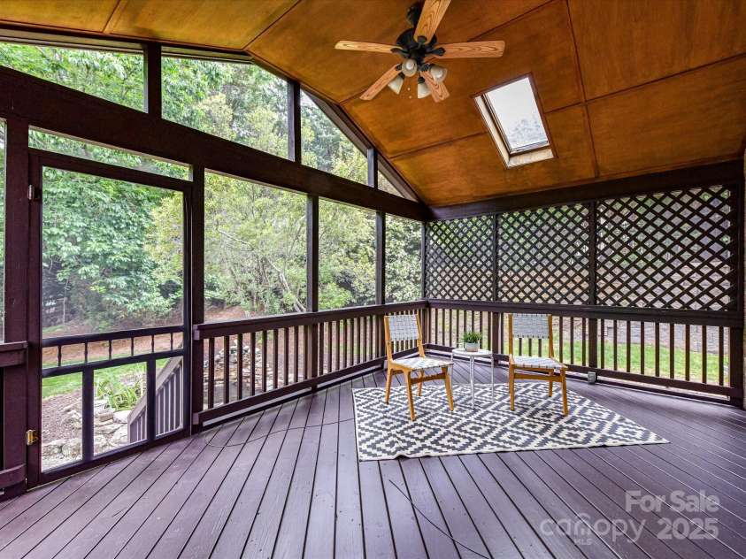 8921 Magnolia Heights Court, Charlotte, NC 28270.  MLS# CAR4248503, YatesRealty ID 13164. 