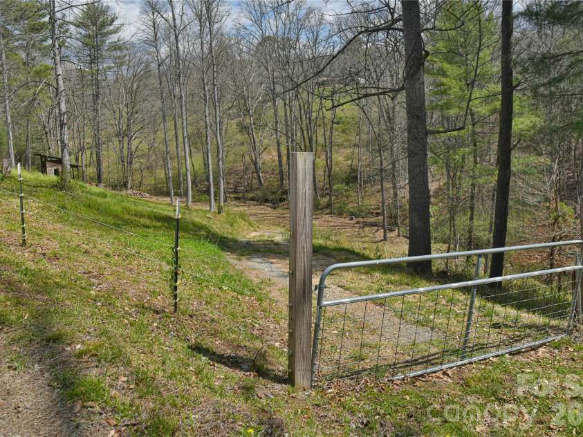 326 Panther Branch Road, Alexander, NC 28701.  MLS# CAR4365496, YatesRealty ID 13165. 