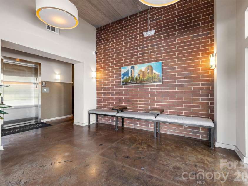 626 Graham Street, Charlotte, NC 28202.  MLS# CAR4426839, YatesRealty ID 13166. 