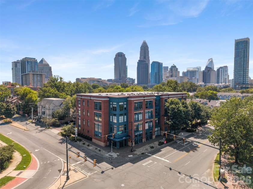 626 Graham Street, Charlotte, NC 28202.  MLS# CAR4426839, YatesRealty ID 13166. 