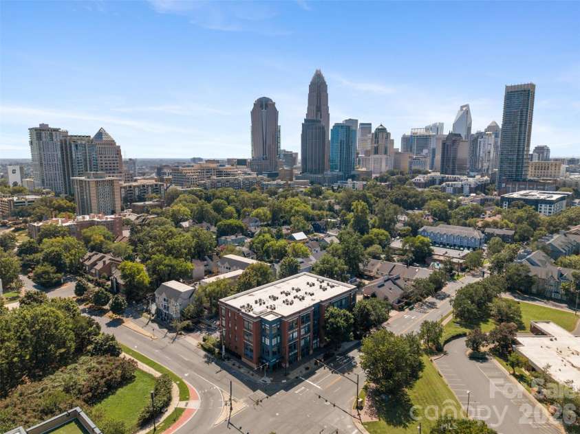 626 Graham Street, Charlotte, NC 28202.  MLS# CAR4426839, YatesRealty ID 13166. 