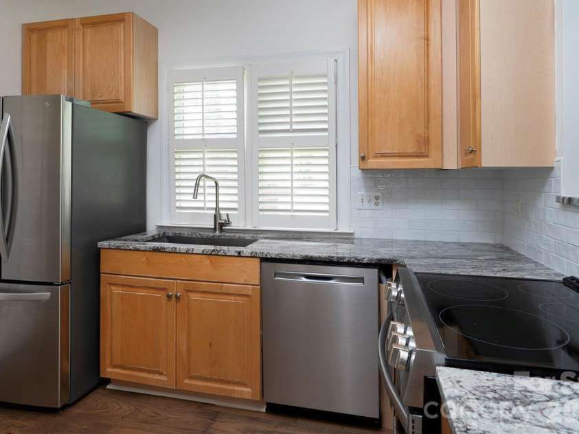 3408 Stettler View Road, Charlotte, NC 28210.  MLS# CAR4345113, YatesRealty ID 13167. 