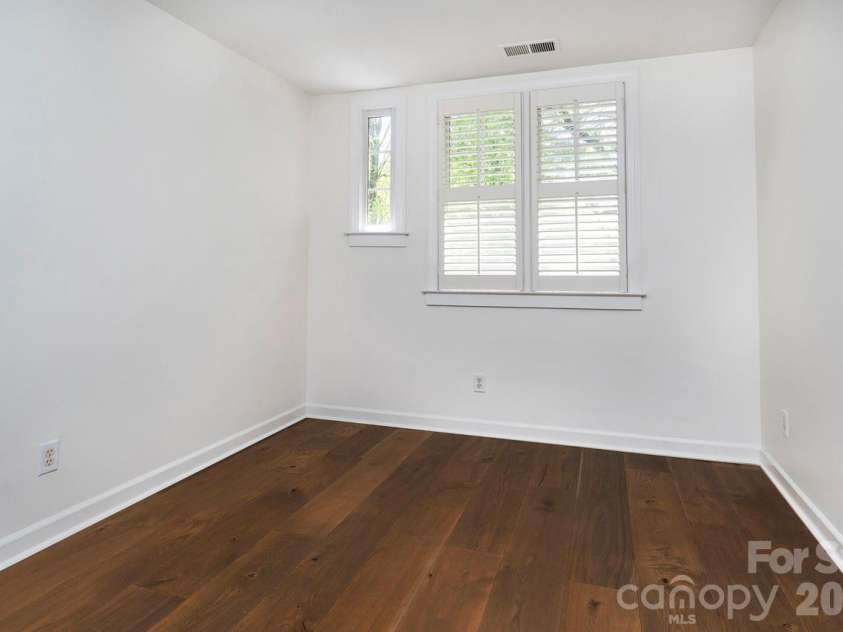3408 Stettler View Road, Charlotte, NC 28210.  MLS# CAR4345113, YatesRealty ID 13167. 